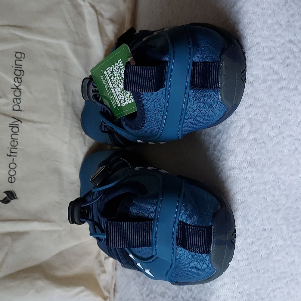 Unisex Hike Footwear - Picture 3 of 13
